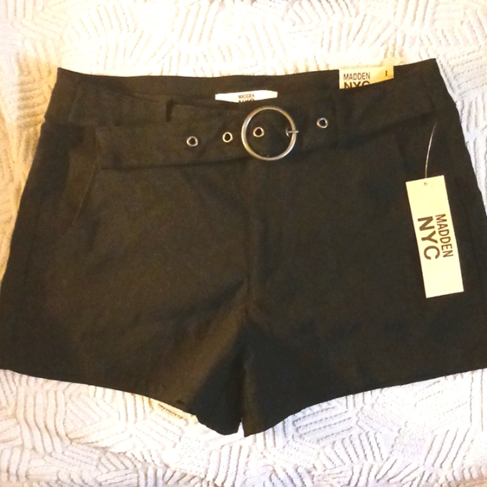 NWT High Rise Shorts L